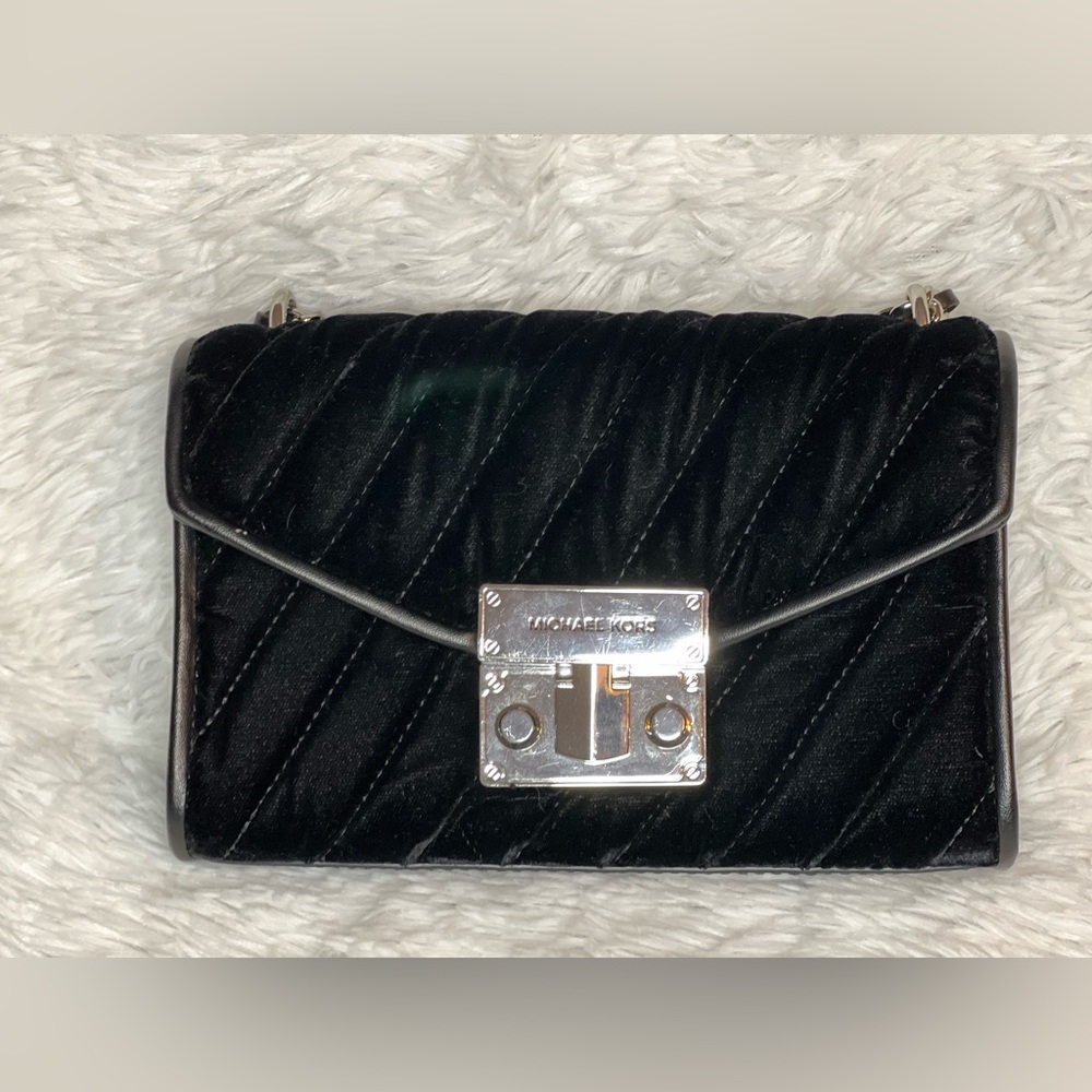 Michael Kors Velvet Rose Handbag